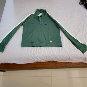 Abercrombie and Fitch Sweatshirt